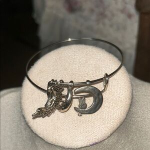 Ornate Silver Cuff Bracelet with Vintage Detailing